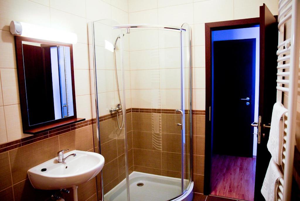 Pazonyi Fogado Es Etterem Hotel Nyírpazony Kamer foto