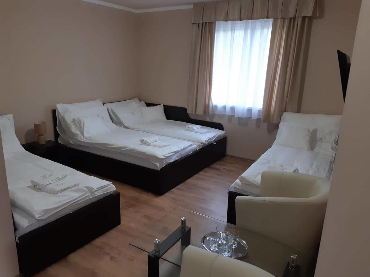 Pazonyi Fogado Es Etterem Hotel Nyírpazony Buitenkant foto
